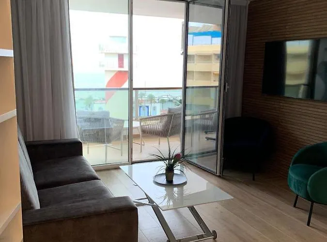 Luxurious Flat With Magical Sea View 公寓 马尔韦利亚
